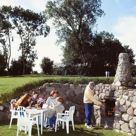 In Wohlenberg Mit Terrasse Und Grill Klutz